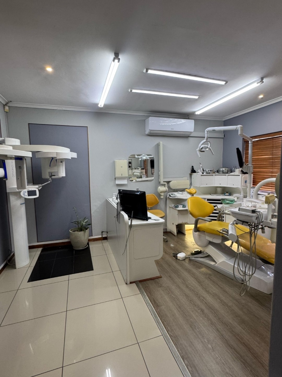  Bedroom Property for Sale in Hillcrest Heights Western Cape